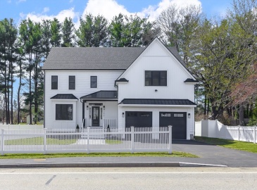 242 Oak Street, Natick, Massachusetts, 5 Bedrooms Bedrooms, 10 Rooms Rooms,5 BathroomsBathrooms,Residential,For Sale,Oak Street,73362252
