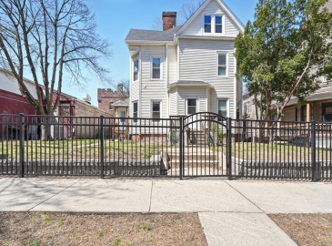 311 Walnut St, Holyoke, Massachusetts, 6 Bedrooms Bedrooms, 13 Rooms Rooms,2 BathroomsBathrooms,Residential Income,For Sale,Walnut St,73363368