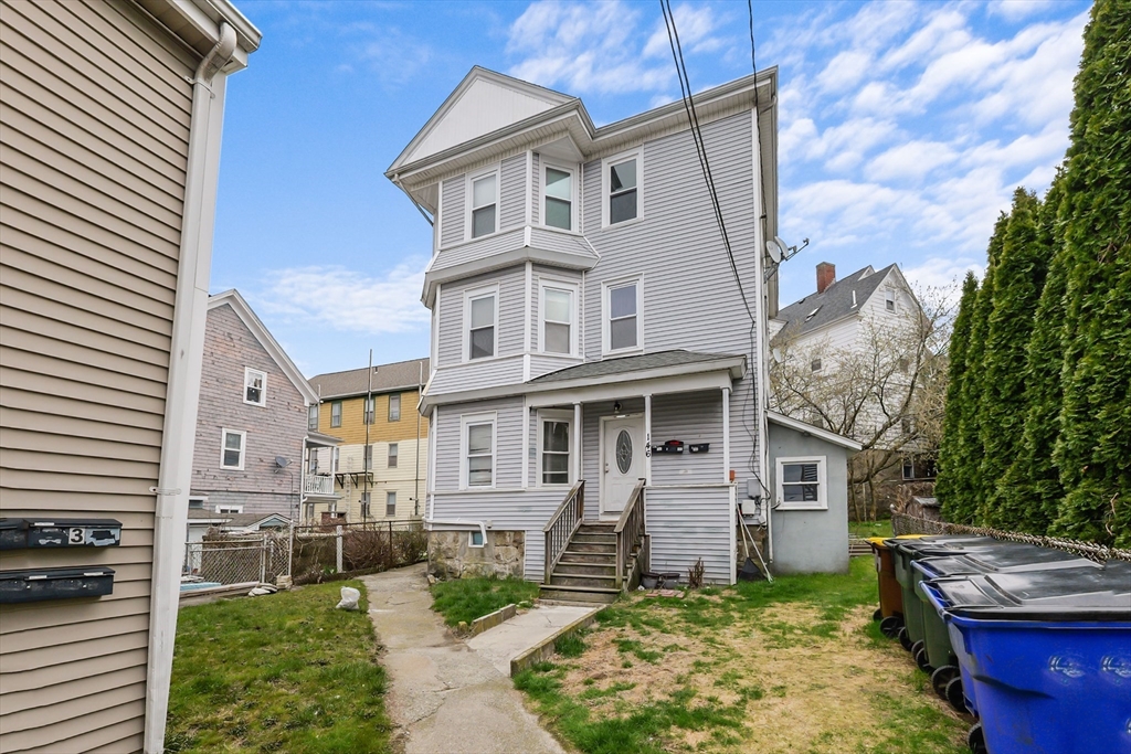 146 Hunter St, Fall River, Massachusetts, 9 Bedrooms Bedrooms, 15 Rooms Rooms,3 BathroomsBathrooms,Residential Income,For Sale,Hunter St,73363390