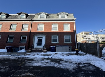 16 Beckler Ave, Boston, Massachusetts, 4 Bedrooms Bedrooms, 8 Rooms Rooms,2.5 BathroomsBathrooms,Residential Income,For Sale,Beckler Ave,73337163