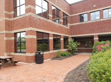 100 University Drive, Amherst, Massachusetts, ,Commercial Lease,For Rent,University Drive,73363640