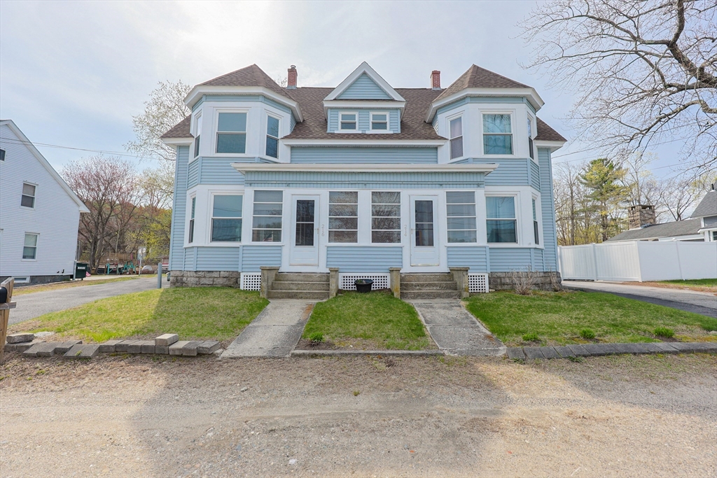 214-216 Providence Rd, Northbridge, Massachusetts, 5 Bedrooms Bedrooms, 14 Rooms Rooms,3 BathroomsBathrooms,Residential Income,For Sale,Providence Rd,73363754