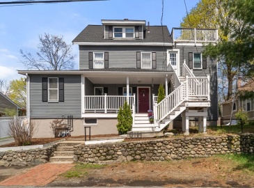 18 Auburn St Ext, Framingham, Massachusetts, 6 Bedrooms Bedrooms, 13 Rooms Rooms,3 BathroomsBathrooms,Residential Income,For Sale,Auburn St Ext,73364268
