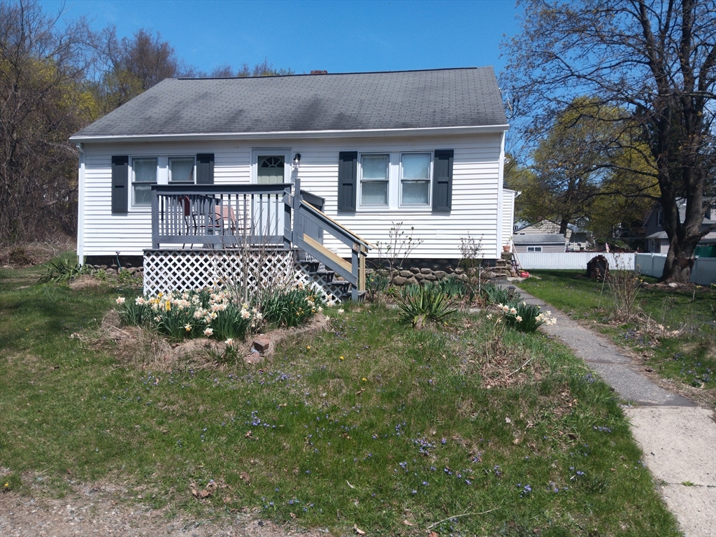 6 Taylor Ct, Worcester, New York, 2 Bedrooms Bedrooms, 5 Rooms Rooms,1 BathroomBathrooms,Residential Lease,For Rent,Taylor Ct,73364130
