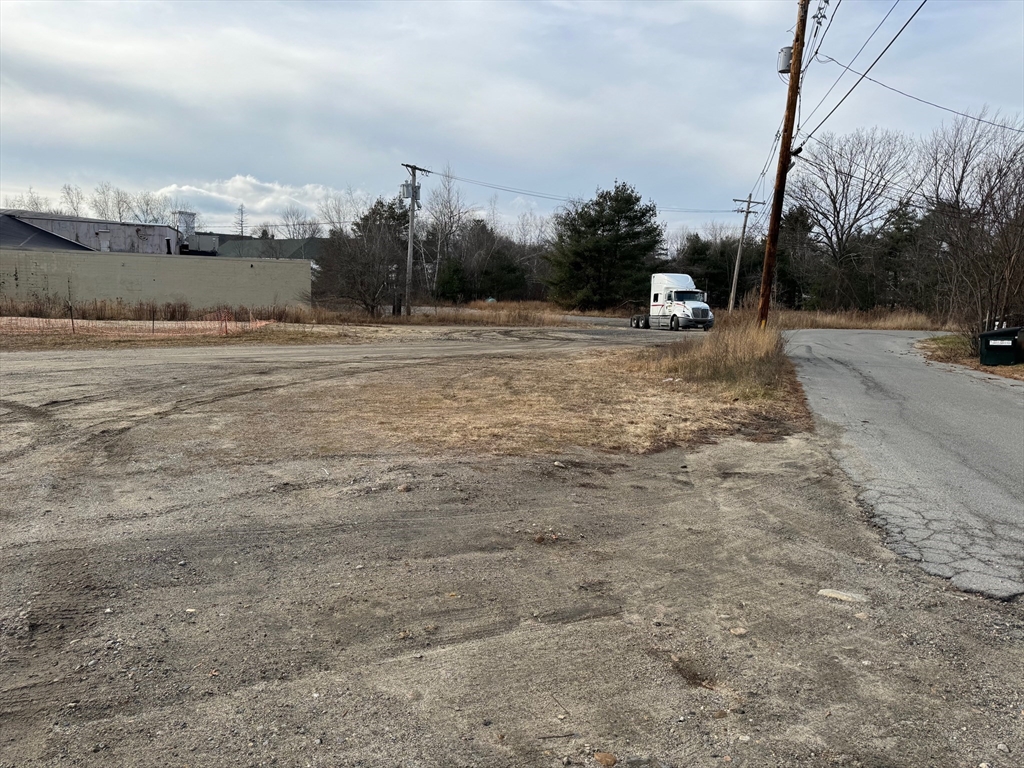 2 Juniper St, Winchendon, Massachusetts, ,Commercial Sale,For Sale,Juniper St,73365108