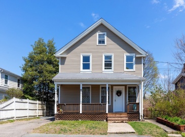 1 N Walnut St, Plymouth, Massachusetts, 6 Bedrooms Bedrooms, 13 Rooms Rooms,2 BathroomsBathrooms,Residential Income,For Sale,N Walnut St,73365166