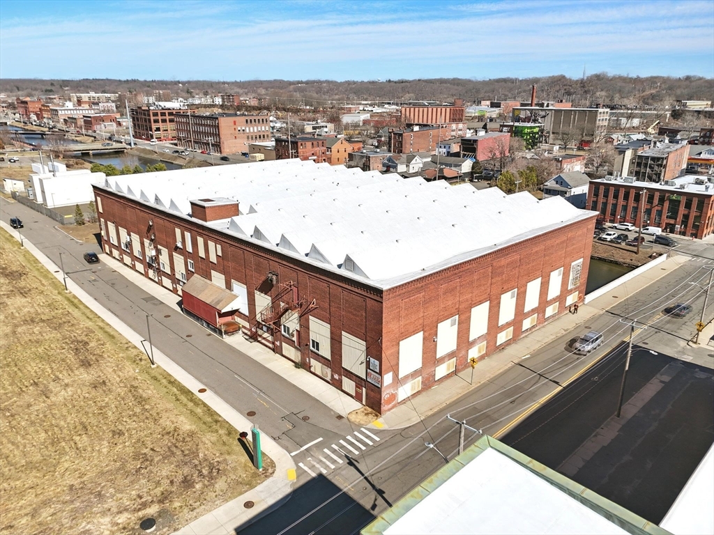 1 Bigelow St, Holyoke, Massachusetts, ,Commercial Sale,For Sale,Bigelow St,73365464