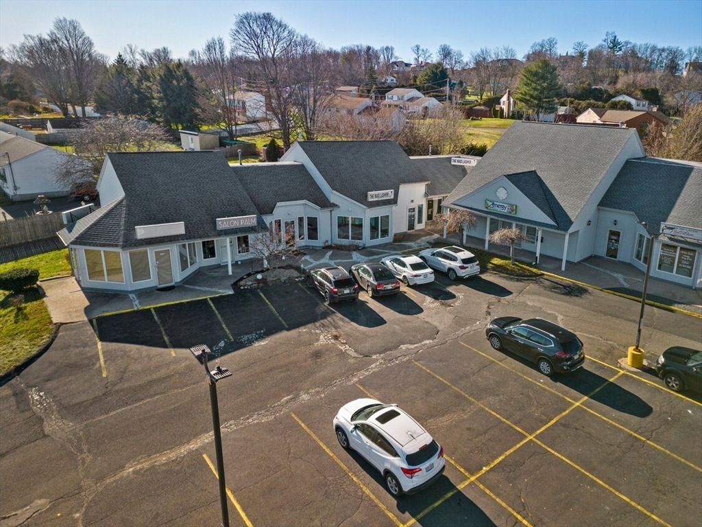 343 N Westfield St, Agawam, Massachusetts, ,Commercial Lease,For Rent,N Westfield St,73365569