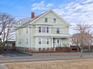 201-203 Buchanan St, New Bedford, Massachusetts, 6 Bedrooms Bedrooms, 10 Rooms Rooms,2 BathroomsBathrooms,Residential Income,For Sale,Buchanan St,73334605