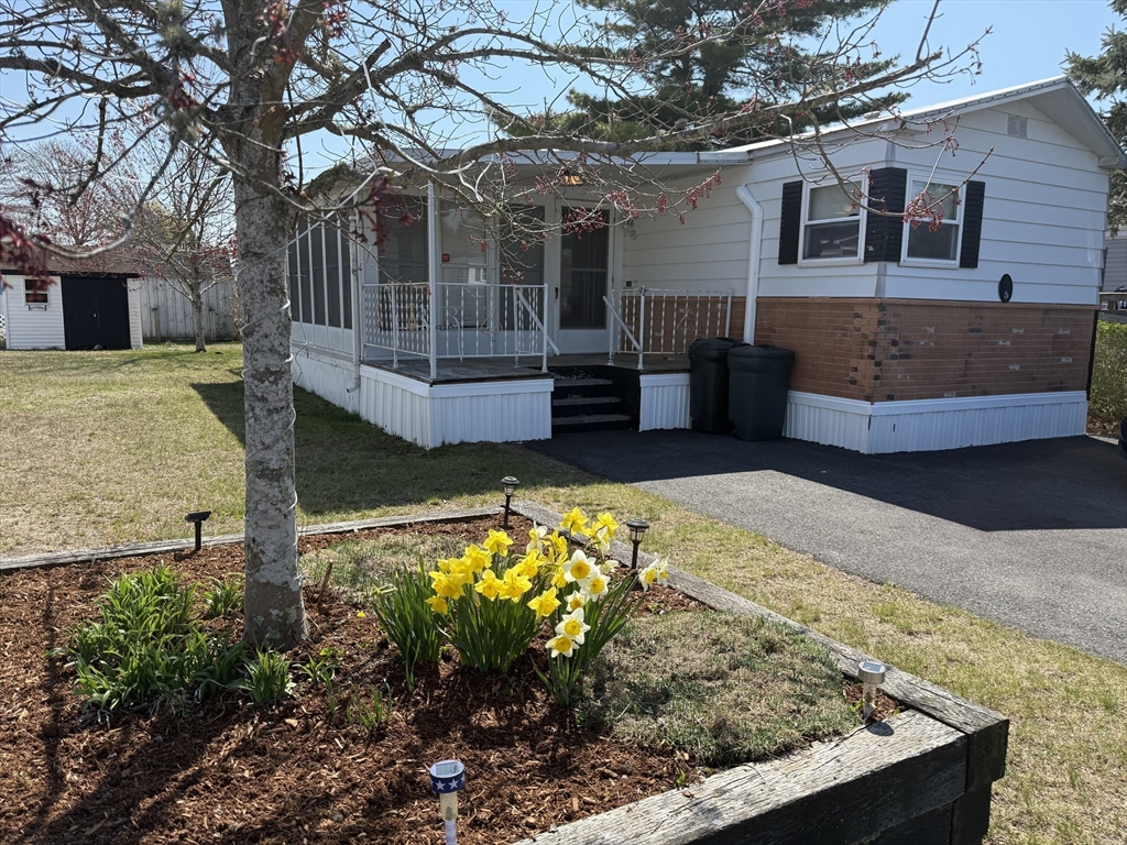 5 Alfred, Wareham, Massachusetts, 2 Bedrooms Bedrooms, 5 Rooms Rooms,2 BathroomsBathrooms,Residential,For Sale,Alfred,73365634
