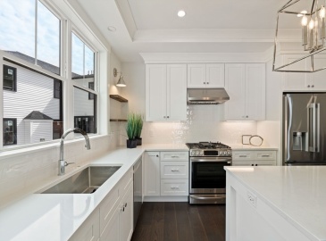 5 Milk St, Natick, Massachusetts, 4 Bedrooms Bedrooms, 9 Rooms Rooms,3.5 BathroomsBathrooms,Residential,For Sale,Milk St,73366145