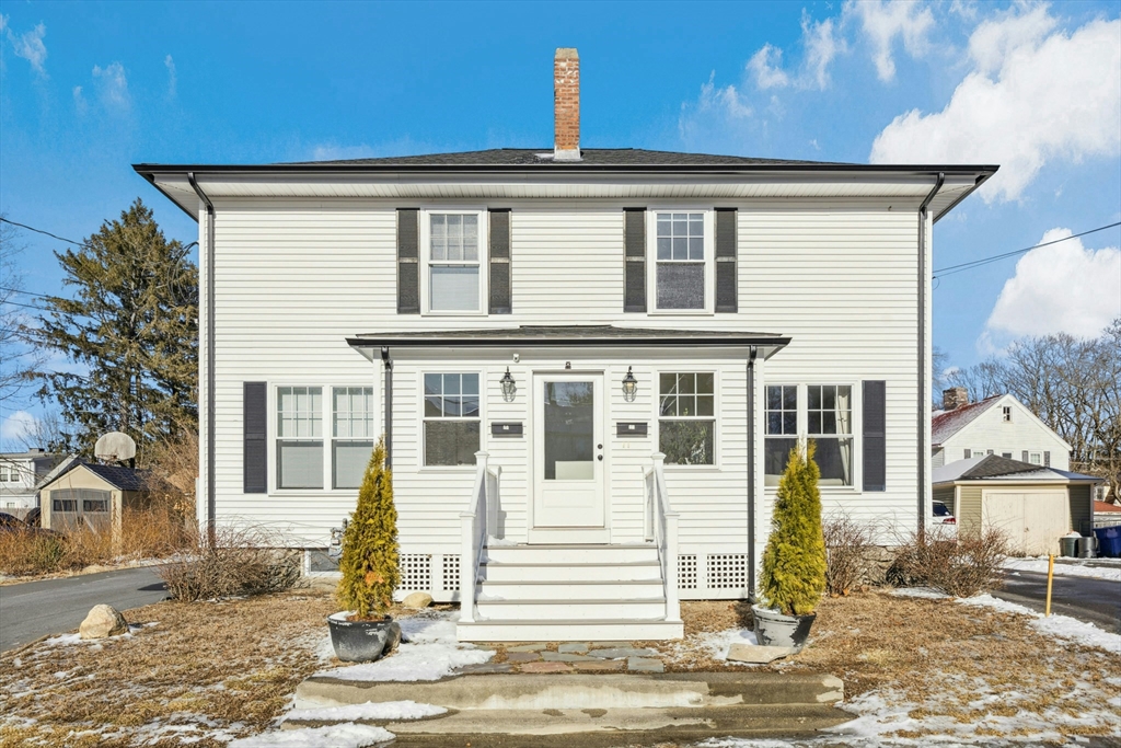 52 Mckinley Street, Maynard, Massachusetts, 2 Bedrooms Bedrooms, 5 Rooms Rooms,1 BathroomBathrooms,Residential,For Sale,Mckinley Street,73334698