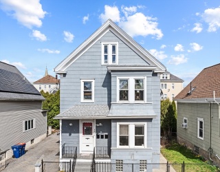 48 Crapo St, New Bedford, Massachusetts, 6 Bedrooms Bedrooms, 12 Rooms Rooms,2 BathroomsBathrooms,Residential Income,For Sale,Crapo St,73366238