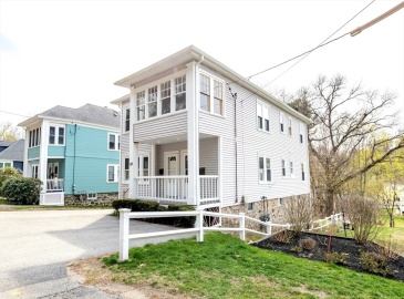 156 High St, Andover, Massachusetts, 5 Bedrooms Bedrooms, 11 Rooms Rooms,2 BathroomsBathrooms,Residential Income,For Sale,High St,73366384