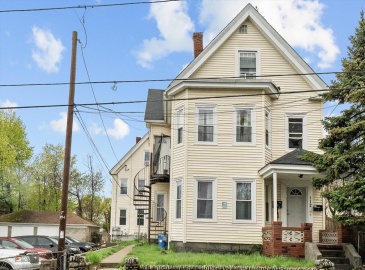 108-112 Camden St, Methuen, Massachusetts, 8 Bedrooms Bedrooms, 16 Rooms Rooms,4 BathroomsBathrooms,Residential Income,For Sale,Camden St,73366545