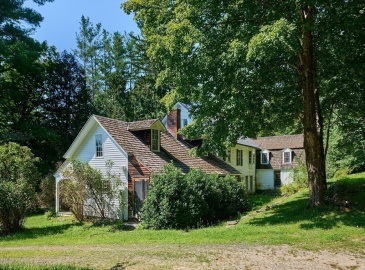 1859 Rt 2, Charlemont, Massachusetts, 7 Bedrooms Bedrooms, 15 Rooms Rooms,4 BathroomsBathrooms,Residential,For Sale,Rt 2,73287003