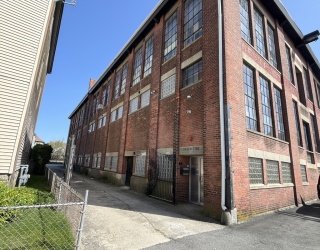 7 Oregon St, Fall River, Massachusetts, ,Commercial Lease,For Rent,Oregon St,73368101