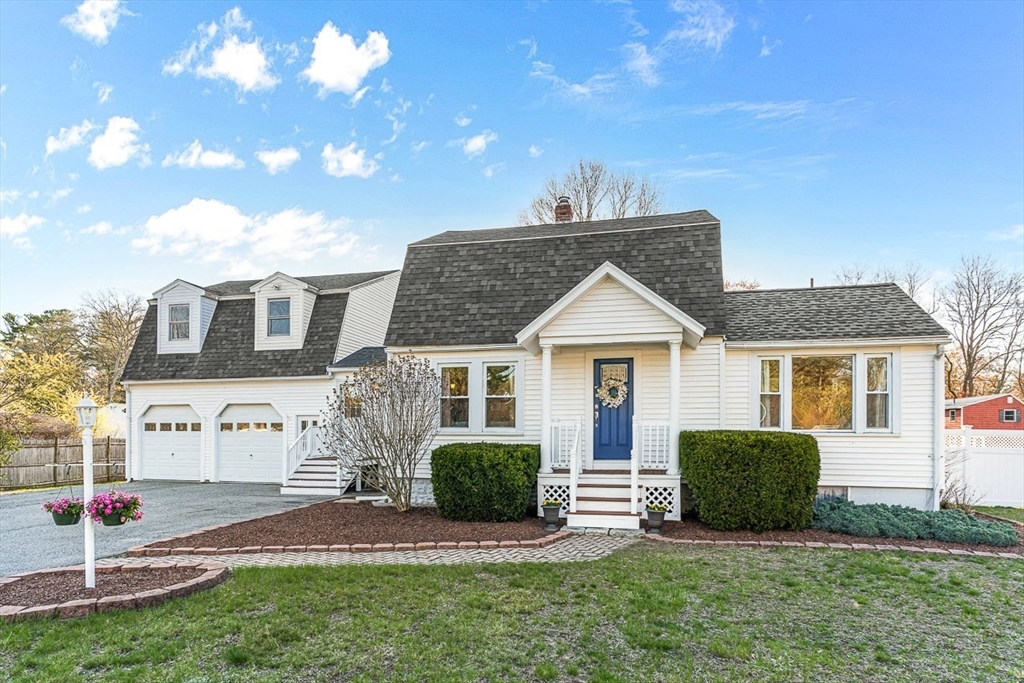 1 Ryans Way, Tewksbury, Massachusetts, 4 Bedrooms Bedrooms, 14 Rooms Rooms,3 BathroomsBathrooms,Residential Income,For Sale,Ryans Way,73367976