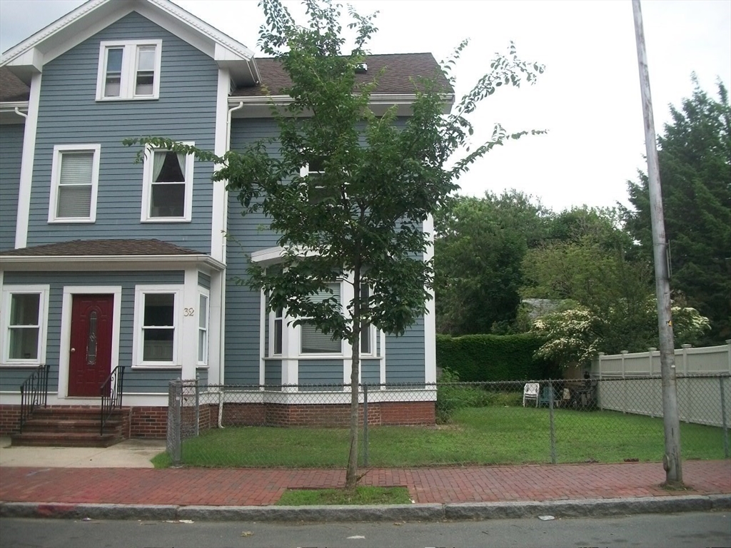 32 Magazine, Cambridge, Massachusetts, 2 Bedrooms Bedrooms, 3 Rooms Rooms,1 BathroomBathrooms,Residential Lease,For Rent,Magazine,73368290