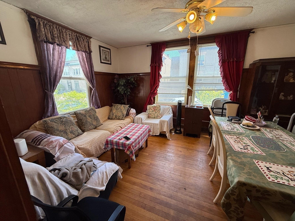 56 Ashford Street, Boston, Massachusetts, 7 Bedrooms Bedrooms, 10 Rooms Rooms,3 BathroomsBathrooms,Residential Lease,For Rent,Ashford Street,73368592