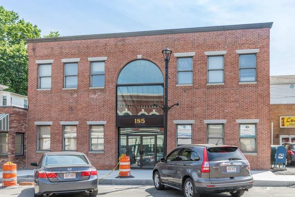 185 High St, Clinton, Massachusetts, ,Commercial Lease,For Rent,High St,73215347