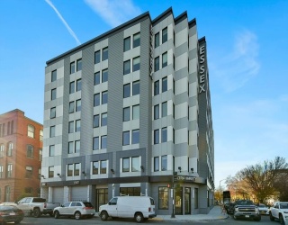 585 Essex St, Lynn, Massachusetts, 1 Room Rooms,1 BathroomBathrooms,Residential Lease,For Rent,Essex St,73368933