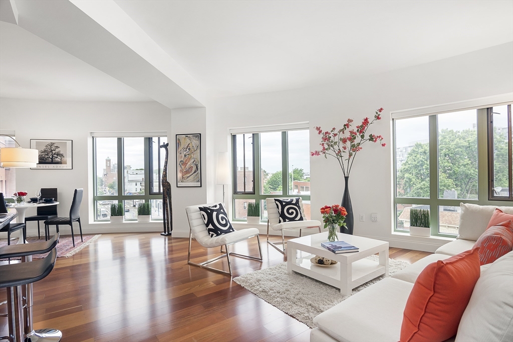 20 Second Street, Cambridge, Massachusetts, 2 Bedrooms Bedrooms, 4 Rooms Rooms,2 BathroomsBathrooms,Residential Lease,For Rent,Second Street,73369051