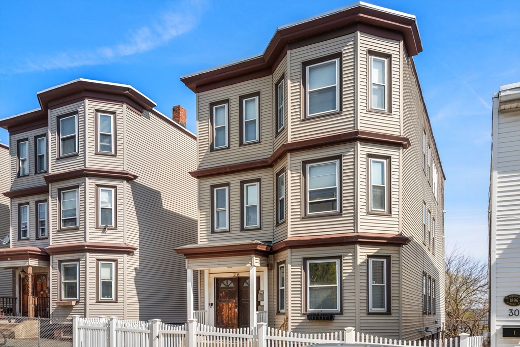 28 Wordsworth St, Boston, Massachusetts, 2 Bedrooms Bedrooms, 6 Rooms Rooms,1 BathroomBathrooms,Residential,For Sale,Wordsworth St,73369083
