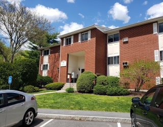 11 Dailey St, Attleboro, Massachusetts, 2 Bedrooms Bedrooms, 5 Rooms Rooms,1 BathroomBathrooms,Residential Lease,For Rent,Dailey St,73369100