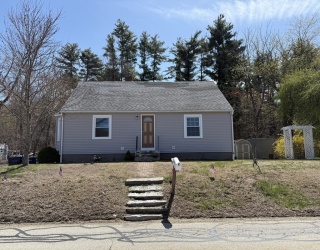 796 Charlton Street, Southbridge, Massachusetts, 3 Bedrooms Bedrooms, 7 Rooms Rooms,2 BathroomsBathrooms,Residential,For Sale,Charlton Street,73369108