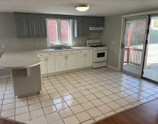 8 Federal St., Warren, Rhode Island, 2 Bedrooms Bedrooms, 5 Rooms Rooms,1 BathroomBathrooms,Residential Lease,For Rent,Federal St.,73369109