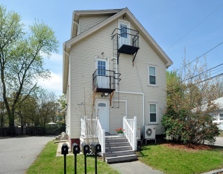 34 Quinton Ave, Attleboro, Massachusetts, 9 Bedrooms Bedrooms, 17 Rooms Rooms,4 BathroomsBathrooms,Residential Income,For Sale,Quinton Ave,73369264