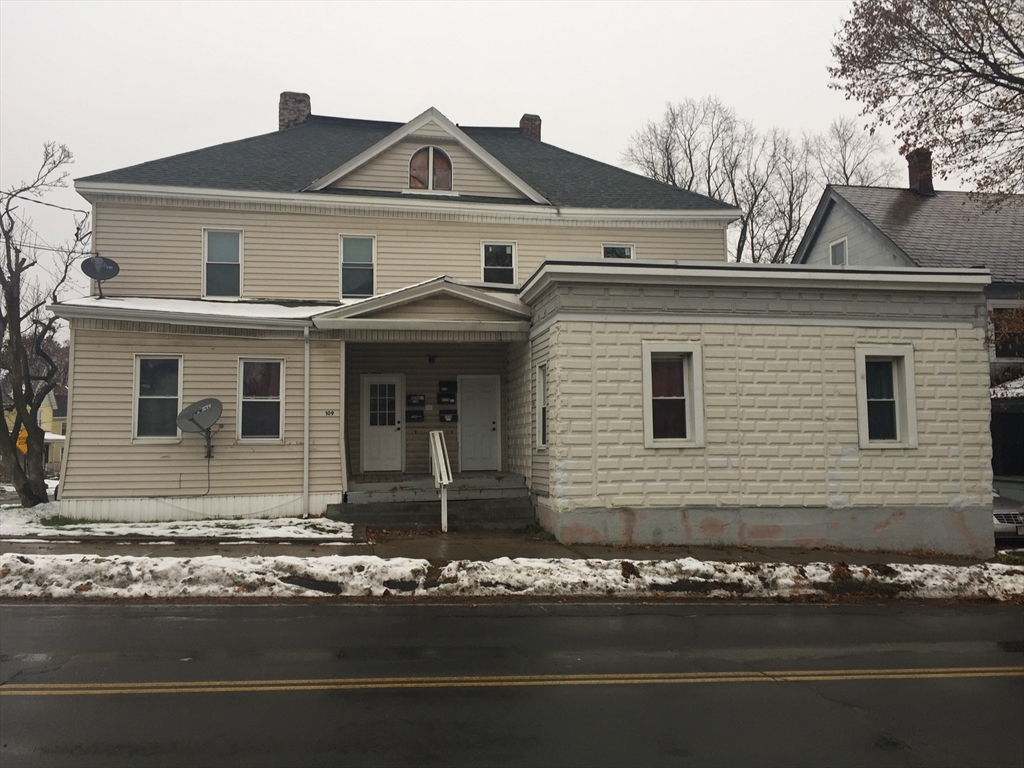 109 Lincoln St, Pittsfield, Massachusetts, 11 Bedrooms Bedrooms, 22 Rooms Rooms,5 BathroomsBathrooms,Residential Income,For Sale,Lincoln St,73369428