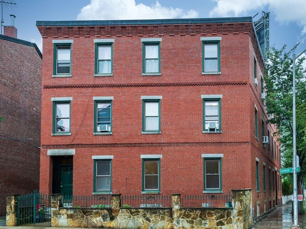 76 Fairmont, Cambridge, Massachusetts, 2 Bedrooms Bedrooms, 4 Rooms Rooms,1 BathroomBathrooms,Residential Lease,For Rent,Fairmont,73369604