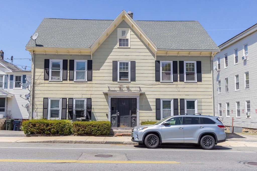193 W. Main St, Marlborough, Massachusetts, 8 Bedrooms Bedrooms, 16 Rooms Rooms,4 BathroomsBathrooms,Residential Income,For Sale,W. Main St,73369832