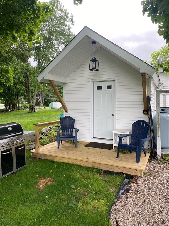 45 Bay State Road, Rehoboth, Massachusetts, 2 Bedrooms Bedrooms, 4 Rooms Rooms,1 BathroomBathrooms,Residential Lease,For Rent,Bay State Road,73369943
