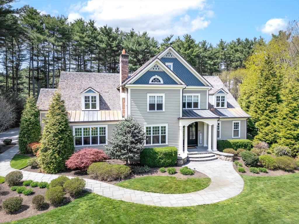 211 South St, Foxboro, Massachusetts, 5 Bedrooms Bedrooms, 10 Rooms Rooms,4 BathroomsBathrooms,Residential,For Sale,South St,73369944