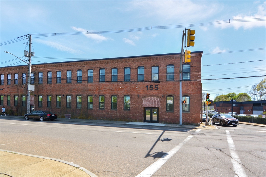 155 Crescent, Brockton, Massachusetts, ,Commercial Lease,For Rent,Crescent,73369974
