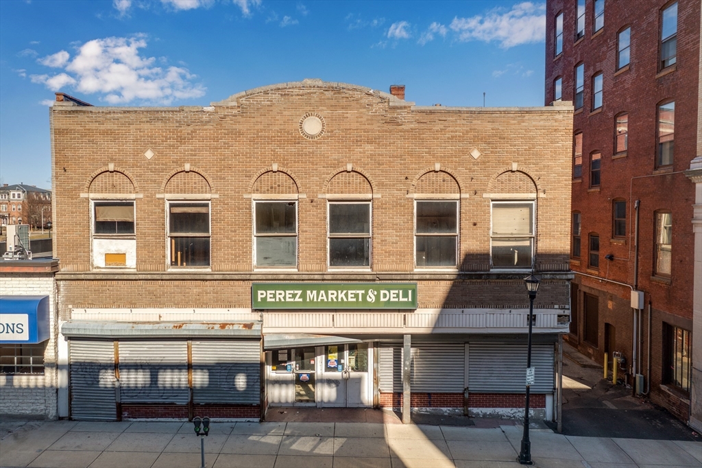 567-573 Dwight St, Holyoke, Massachusetts, ,Commercial Sale,For Sale,Dwight St,73206622