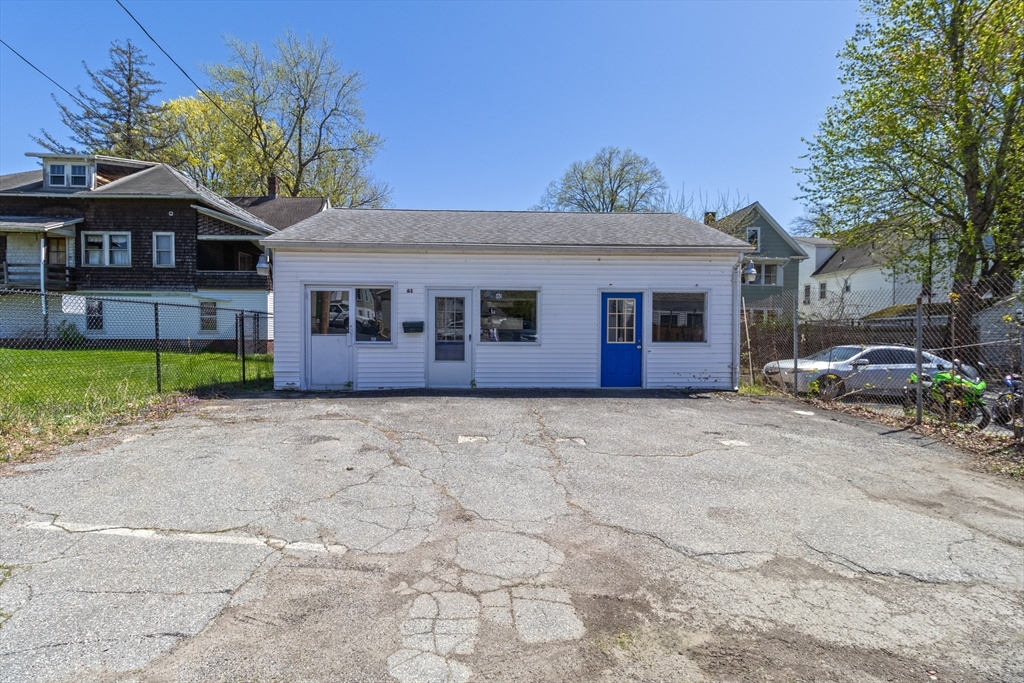 61 Bridge Street, South Hadley, Massachusetts, ,Commercial Sale,For Sale,Bridge Street,73370043