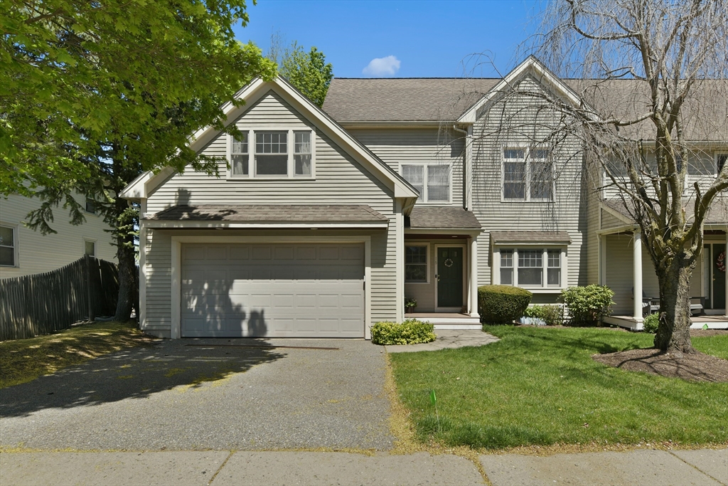 15 Green St, Newton, Massachusetts, 4 Bedrooms Bedrooms, 9 Rooms Rooms,2.5 BathroomsBathrooms,Residential,For Sale,Green St,73370074