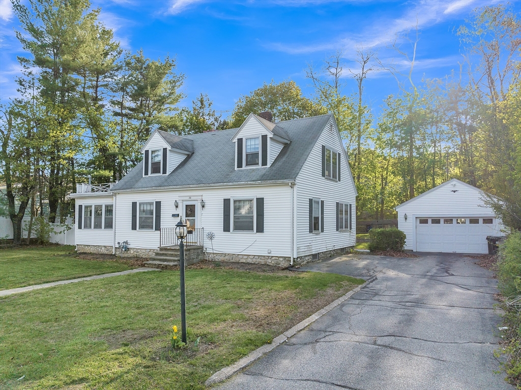 22 Williams St, Dudley, Massachusetts, 4 Bedrooms Bedrooms, 8 Rooms Rooms,2 BathroomsBathrooms,Residential,For Sale,Williams St,73370088