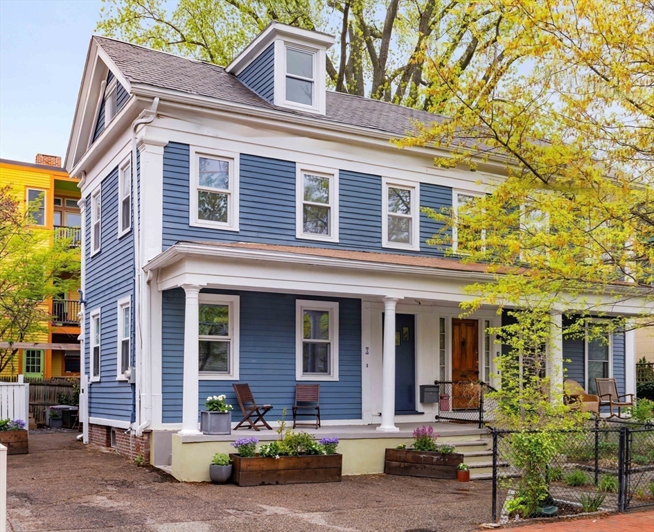 7 William Street, Cambridge, Massachusetts, 3 Bedrooms Bedrooms, 6 Rooms Rooms,2 BathroomsBathrooms,Residential,For Sale,William Street,73370192