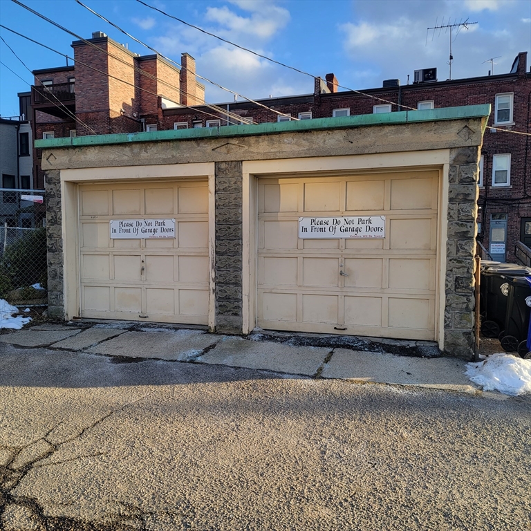 1620 Beacon Street, Brookline, Massachusetts, ,Residential Lease,For Rent,Beacon Street,73370236