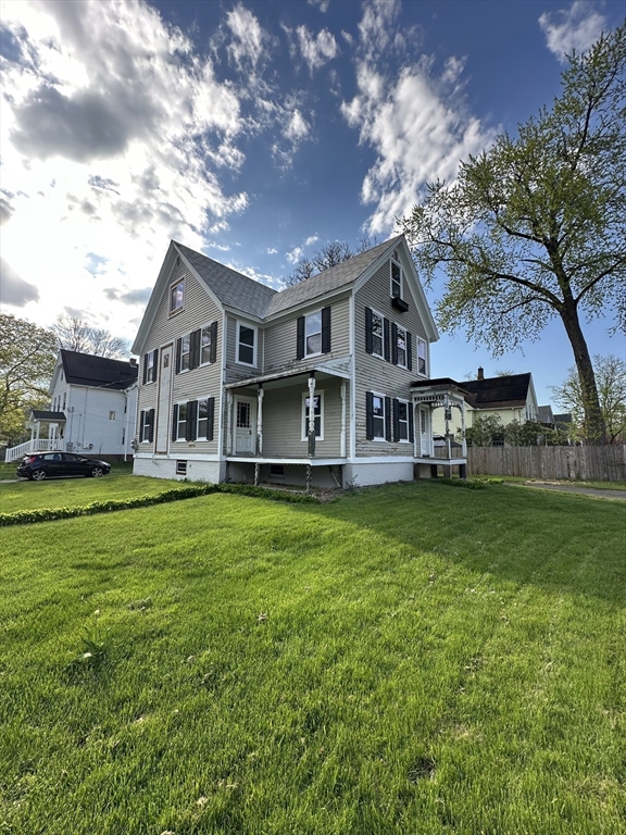23 E Myrtle St, Orange, Massachusetts, 6 Bedrooms Bedrooms, 10 Rooms Rooms,2 BathroomsBathrooms,Residential Income,For Sale,E Myrtle St,73370268
