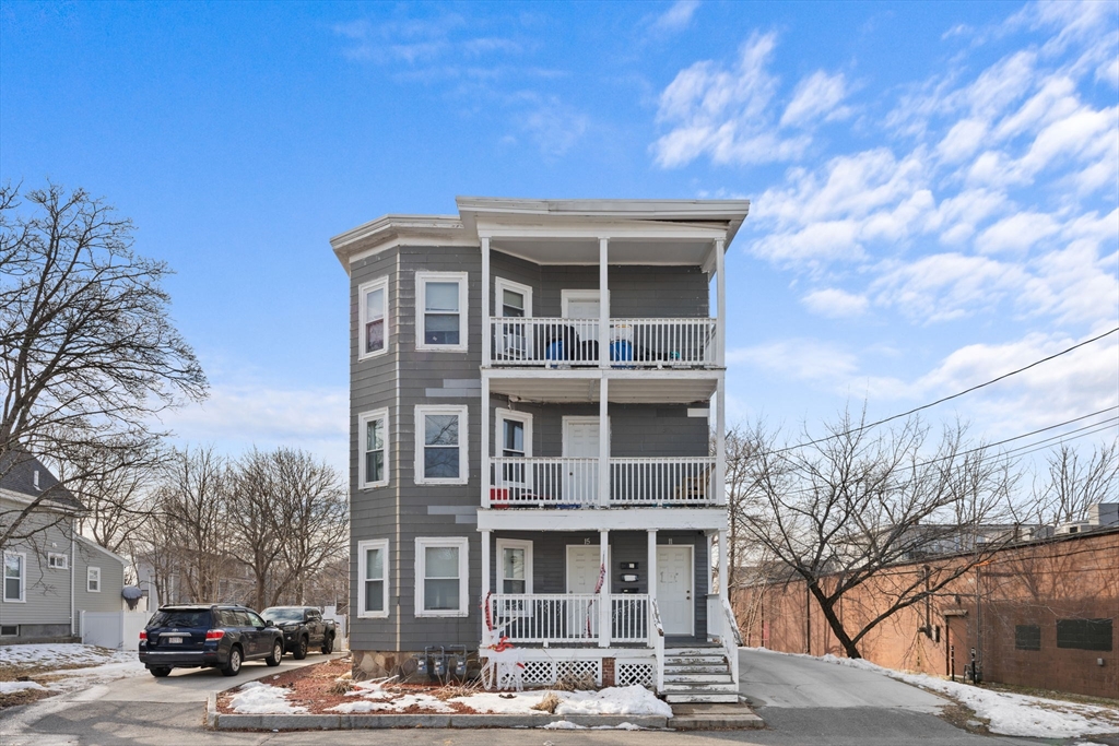 11 Taylor Ave, Brockton, Massachusetts, 12 Bedrooms Bedrooms, 21 Rooms Rooms,4 BathroomsBathrooms,Residential Income,For Sale,Taylor Ave,73370159