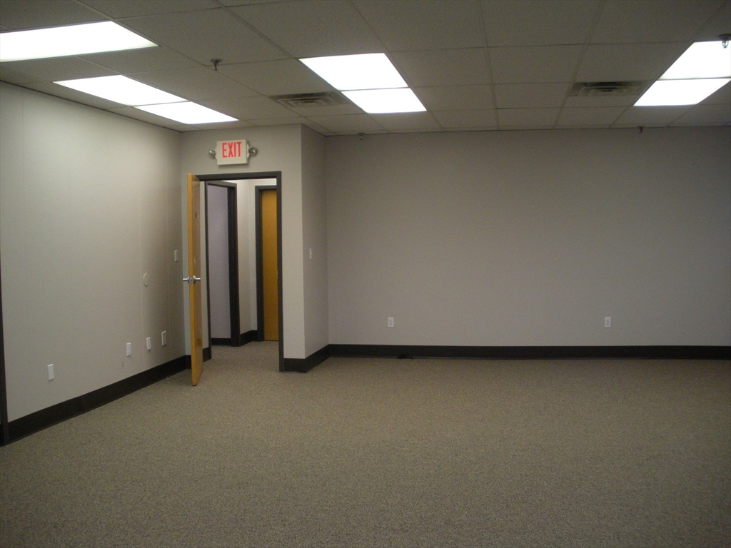 20 Mazzeo Drive, Randolph, Massachusetts, ,Commercial Lease,For Rent,Mazzeo Drive,73370166