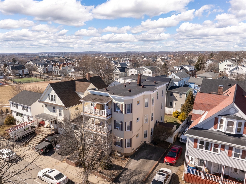 90 Swan St, Everett, Massachusetts, 8 Bedrooms Bedrooms, 20 Rooms Rooms,3 BathroomsBathrooms,Residential Income,For Sale,Swan St,73370169
