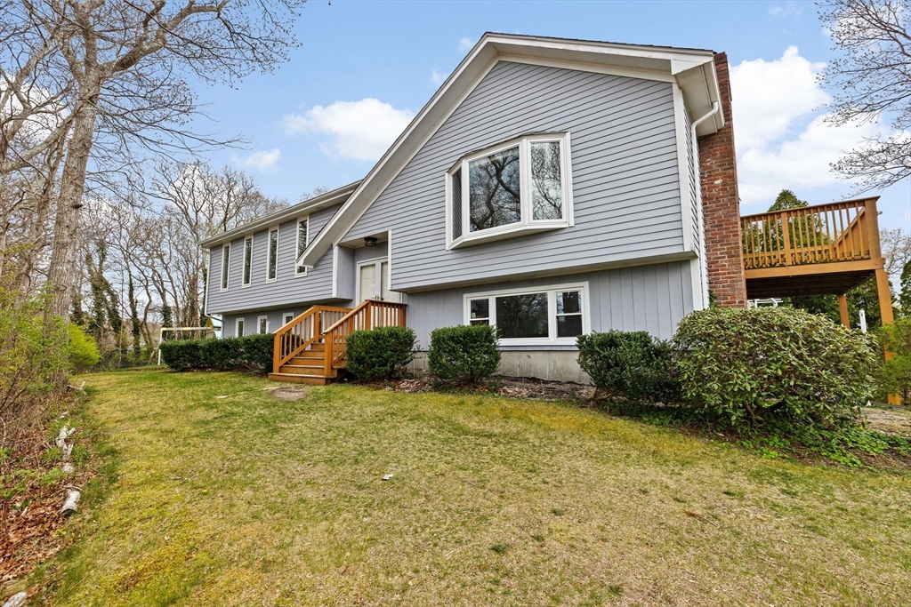 39 Sanderson Dr, Plymouth, Massachusetts, 3 Bedrooms Bedrooms, 8 Rooms Rooms,2 BathroomsBathrooms,Residential,For Sale,Sanderson Dr,73370306