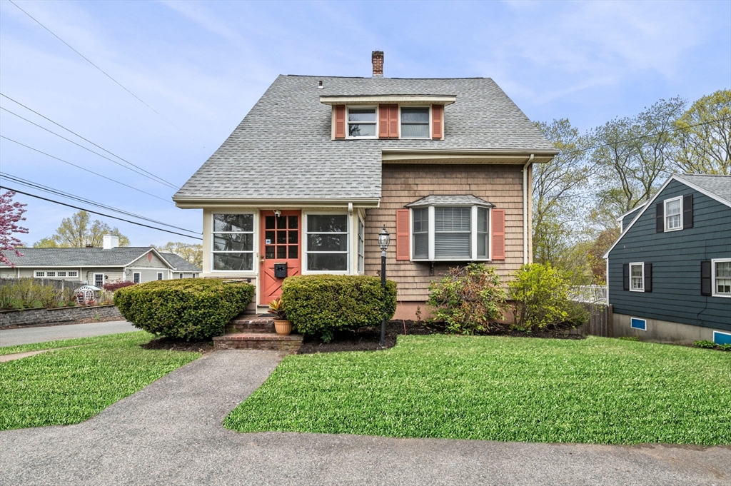 42 Chase St, Danvers, Massachusetts, 3 Bedrooms Bedrooms, 6 Rooms Rooms,2 BathroomsBathrooms,Residential,For Sale,Chase St,73370333